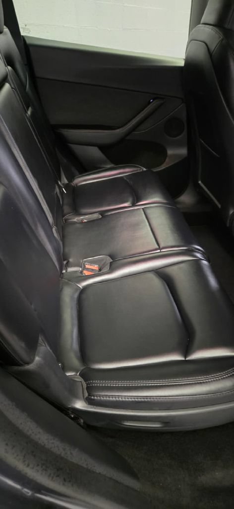 Used 2023 Tesla Model Y AWD image 11