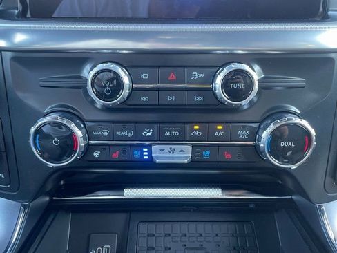 New 2025 Ford F150 Lariat w/ Equipment Group 501A Mid image 32