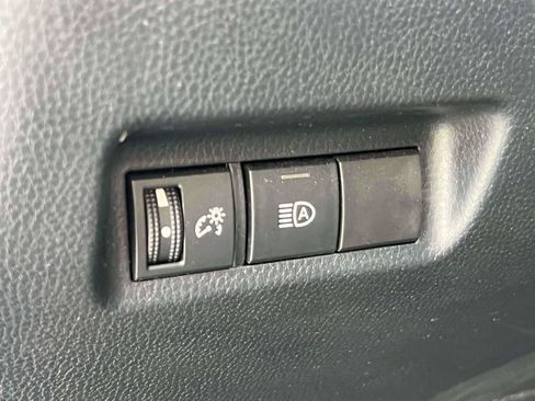 Used 2023 Toyota RAV4 LE image 21