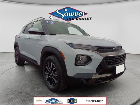 Used 2023 Chevrolet TrailBlazer ACTIV w/ Sun and Liftgate Package FWD image 7