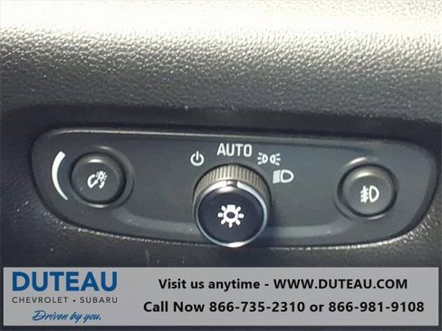 Used 2020 Chevrolet Traverse LT image 20