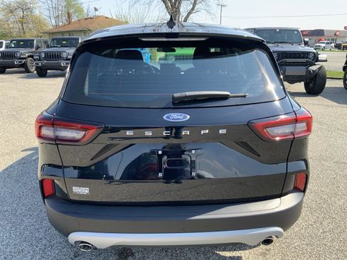 Used 2024 Ford Escape FWD image 10