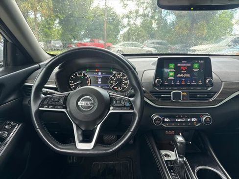 Used 2020 Nissan Altima 2.5 SL FWD image 34