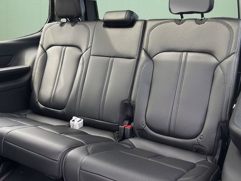 New 2026 Jeep Grand Wagoneer 4WD image 22