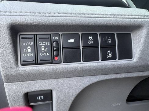 Used 2019 Honda Odyssey EX-L image 15