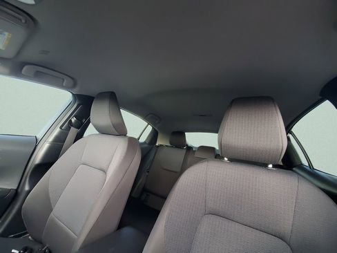 Used 2025 Toyota Prius LE image 20