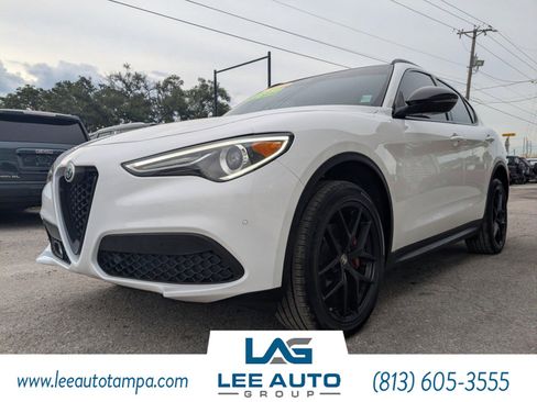 Used 2020 Alfa Romeo Stelvio w/ Nero Edizione image 8
