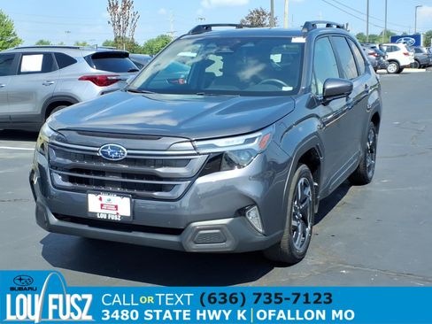 Used 2026 Subaru Forester Limited AWD/4WD image 2