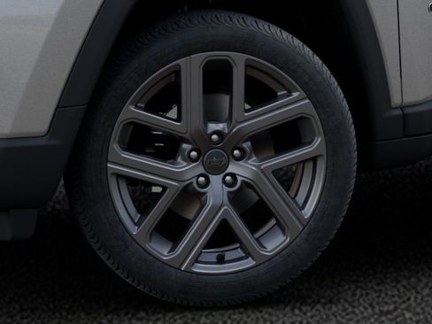 New 2026 Jeep Compass Latitude AWD/4WD image 8