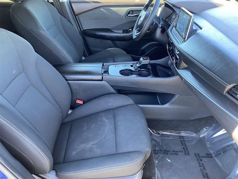 Certified 2023 Nissan Rogue S image 9