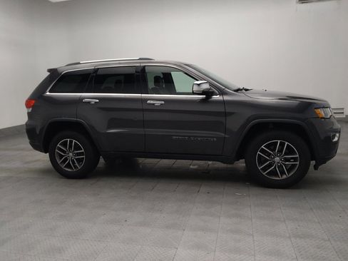 Used 2018 Jeep Grand Cherokee Limited AWD/4WD image 11