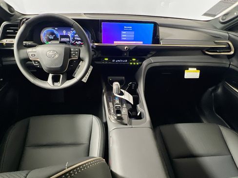 New 2026 Toyota Crown Platinum AWD/4WD image 30