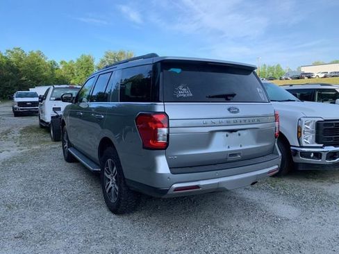 Used 2022 Ford Expedition XLT AWD/4WD image 6