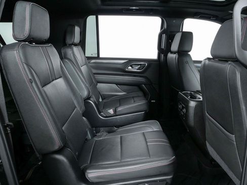 Certified 2024 Chevrolet Suburban RST w/ Luxury Package RWD image 22