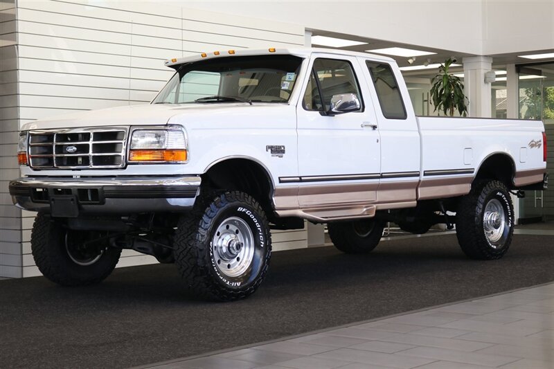 Used 1997 Ford F250 4x4 SuperCab Heavy Duty image 1