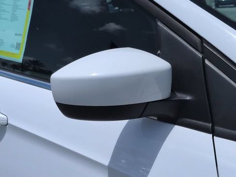 Used 2017 Ford Escape SE w/ Equipment Group 201A FWD image 12