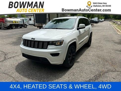 Used 2017 Jeep Grand Cherokee Altitude AWD/4WD image 1