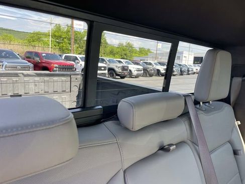 Used 2020 GMC Sierra 1500 SLT w/ SLT Premium Plus Package AWD/4WD image 22