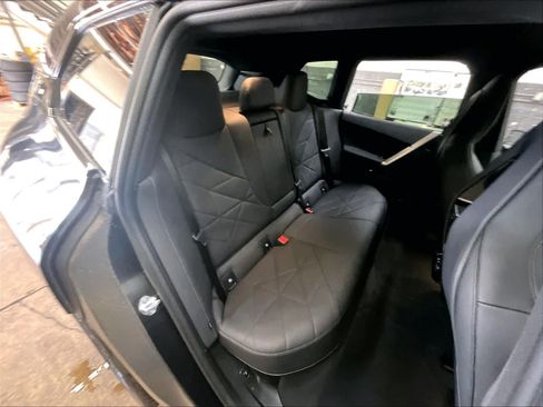 Used 2024 BMW iX xDrive50 w/ Convenience Package AWD/4WD image 28