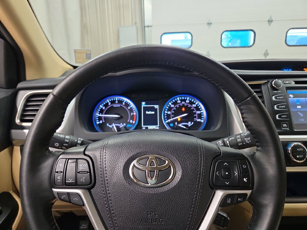 Used 2019 Toyota Highlander Limited Platinum w/ Protection Package #3 AWD/4WD image 26