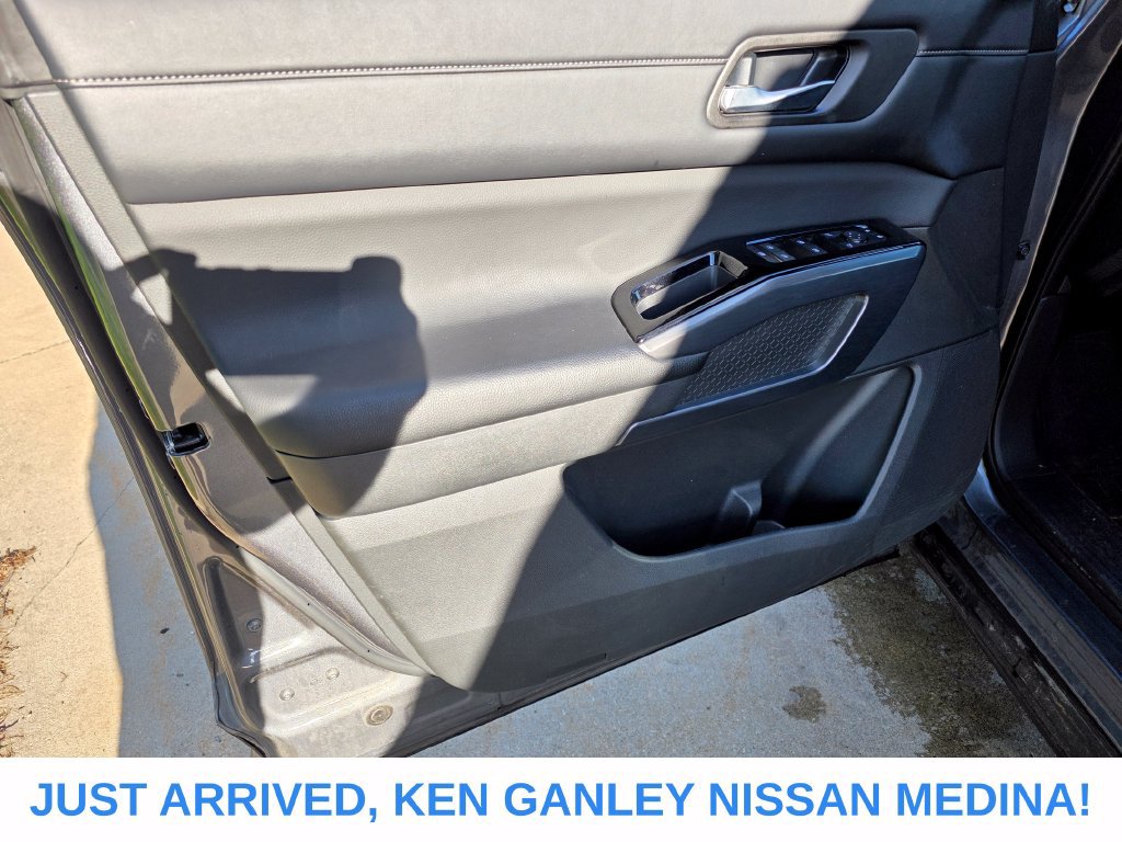 Certified 2024 Nissan Pathfinder SL AWD/4WD image 14
