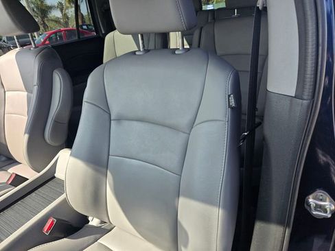 Used 2019 Honda Pilot Touring image 18