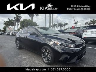 Used 2023 Kia Forte LXS video 1