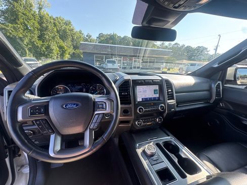 Used 2021 Ford Expedition Max XLT RWD image 10