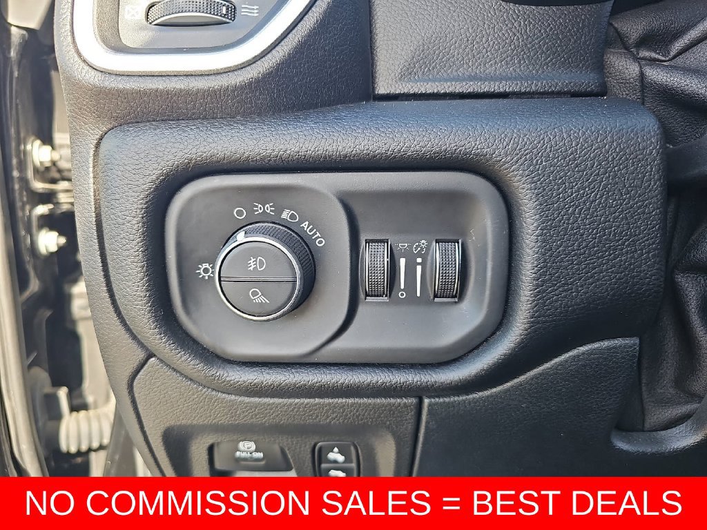Used 2019 RAM 1500 Big Horn AWD/4WD image 25