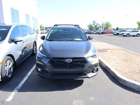 Used 2024 Subaru Crosstrek 2.5i Sport AWD/4WD image 2