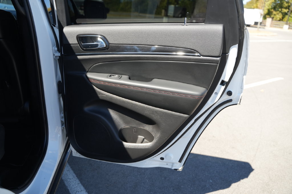 Used 2021 Jeep Grand Cherokee Trailhawk w/ Trailhawk Luxury Group AWD/4WD image 26