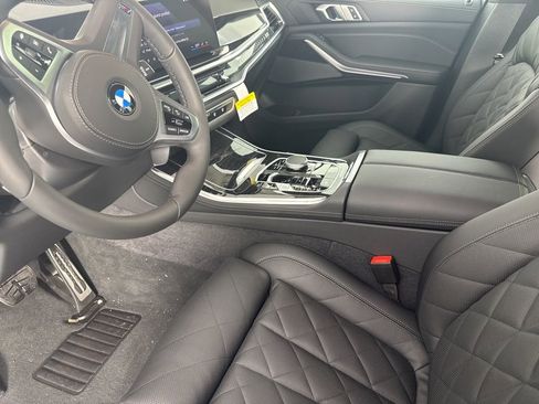 New 2026 BMW X5 xDrive40i w/ M Sport Package image 10