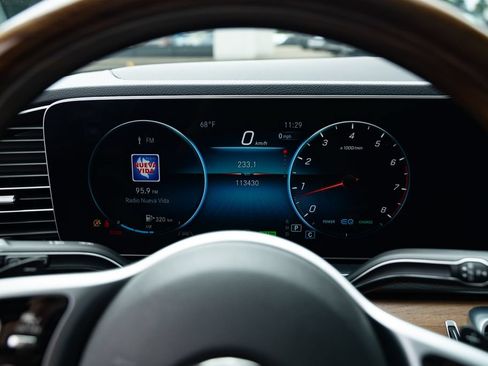 Used 2020 Mercedes-Benz GLE 450 4MATIC image 12