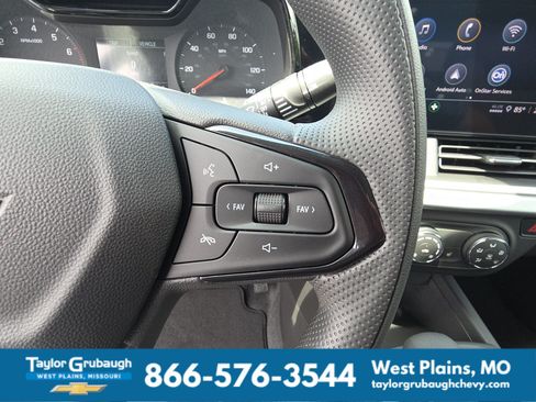 New 2026 Chevrolet Trax LS w/ LS Convenience Package FWD image 19