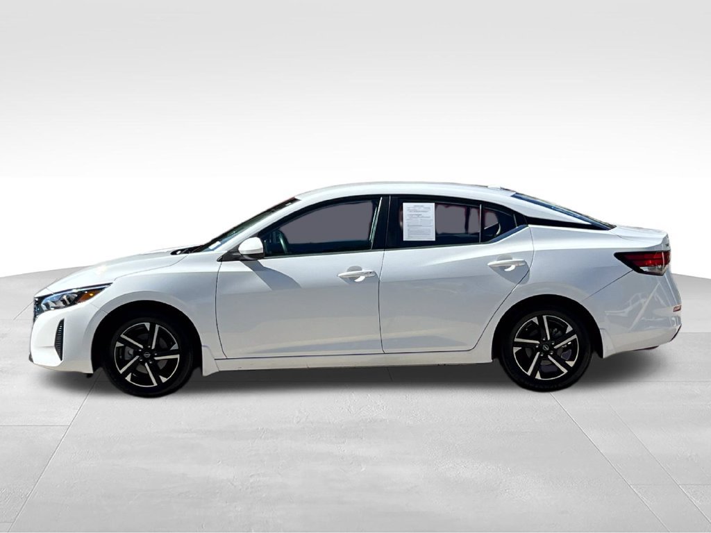 Certified 2025 Nissan Sentra SV FWD image 13