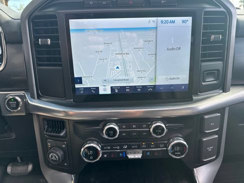 Used 2021 Ford F150 Lariat w/ Equipment Group 502A High AWD/4WD image 29