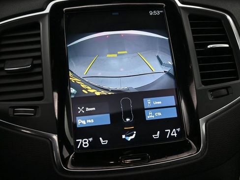 Used 2020 Volvo XC90 T5 Momentum image 12
