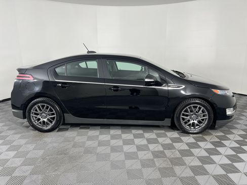 Used 2015 Chevrolet Volt Premium w/ Premium Trim Package FWD image 12