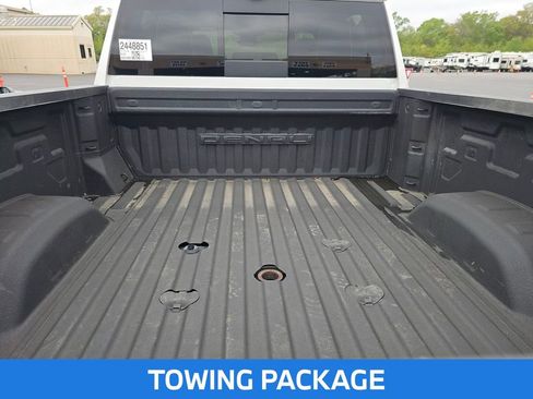 Used 2024 GMC Sierra 2500 Denali Ultimate image 11