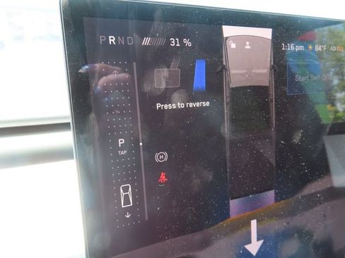 Used 2024 Tesla Cybertruck AWD Crew Cab image 26