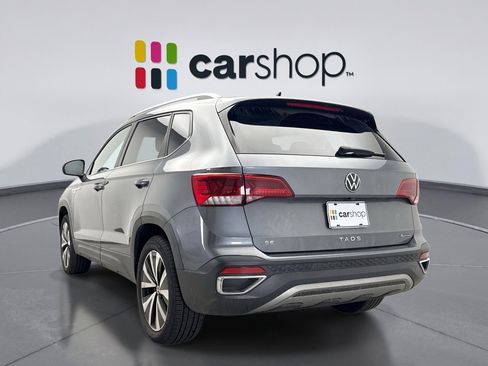 Used 2022 Volkswagen Taos SE image 3