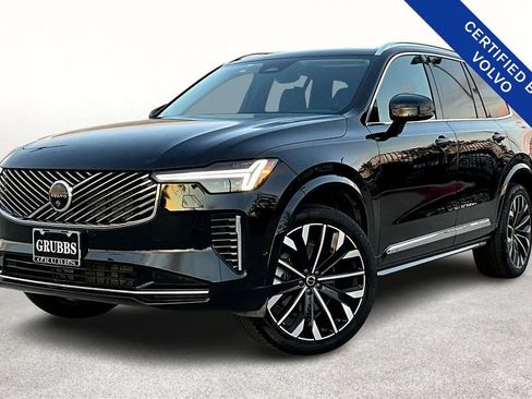 Certified 2025 Volvo XC90 B6 Plus image 14