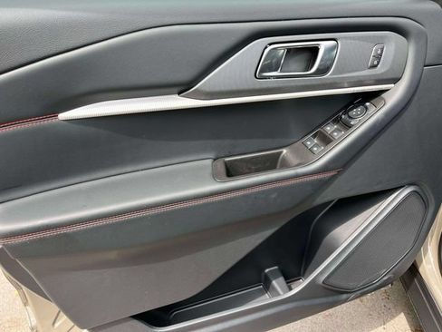New 2026 Ford Explorer ST-Line RWD image 20