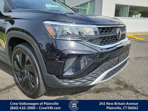 Certified 2023 Volkswagen Taos SE w/ Black Wheel Package AWD/4WD image 21