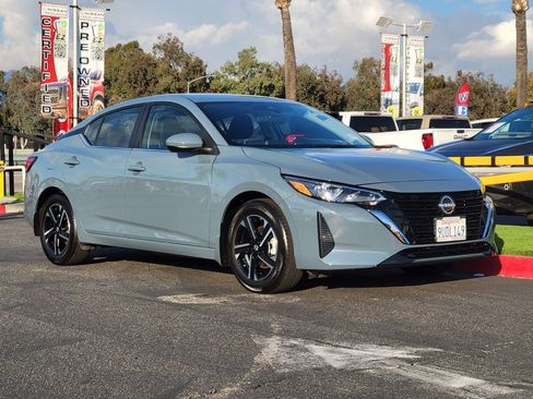 Certified 2025 Nissan Sentra SV image 32