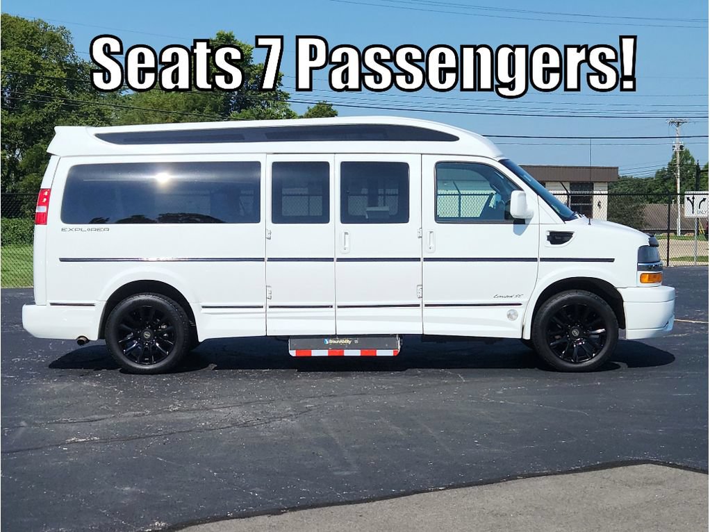 Used 2020 Chevrolet Express 2500 Extended w/ Enhanced Convenience Package RWD image 2