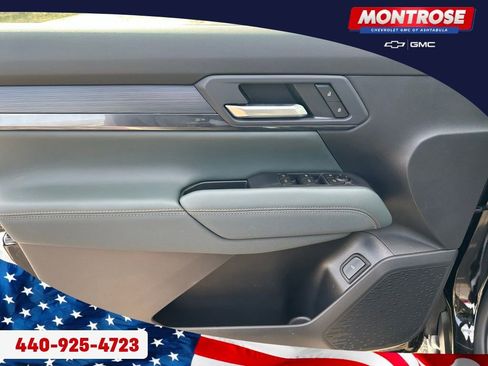 New 2026 GMC Terrain AT4 w/ Technology Package II image 9