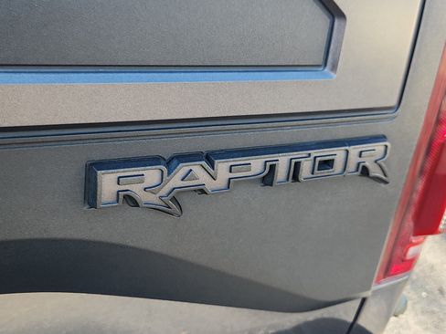 Used 2019 Ford F150 Raptor w/ Equipment Group 802A Luxury image 31