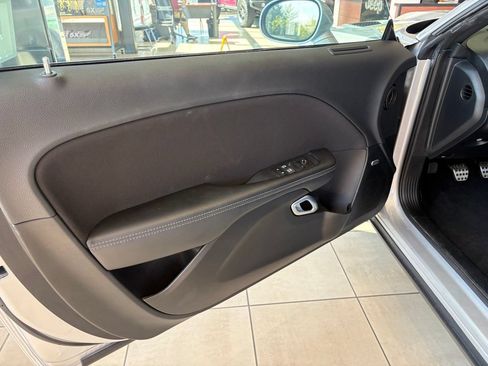 Used 2022 Dodge Challenger R/T Scat Pack RWD image 12