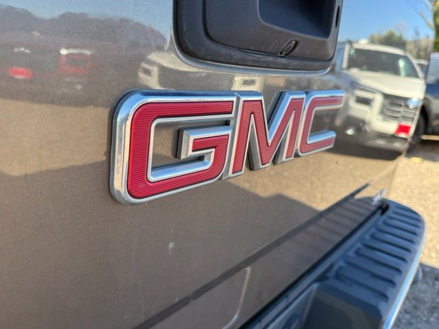 Used 2015 GMC Sierra 1500 SLE w/ SLE Value Package AWD/4WD image 13